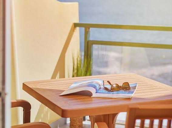 Lovely With Pool And Sea View Apartamento
